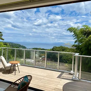 ヴィラ Yugawara Vacation House, 湯河原町